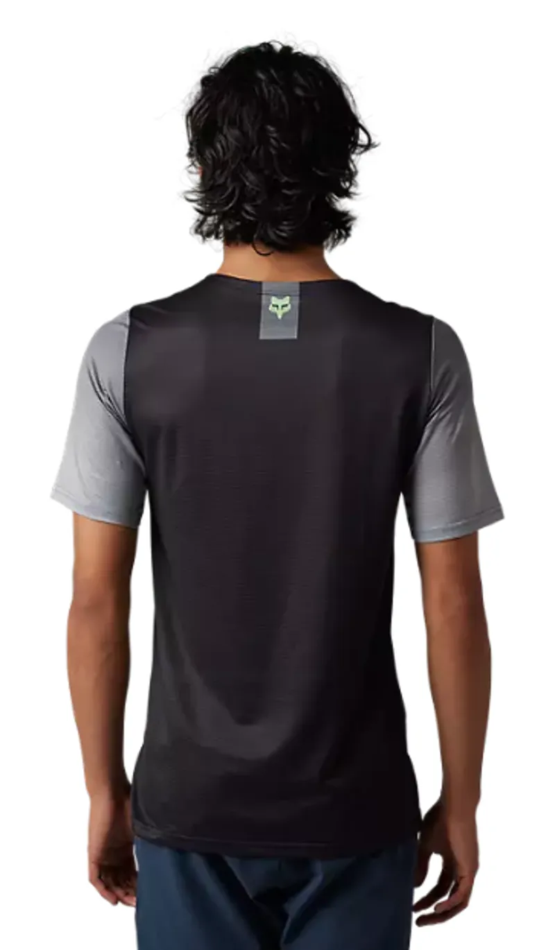 Fox Racing Flexair Short Sleeve Arcadia Jersey in Black-2